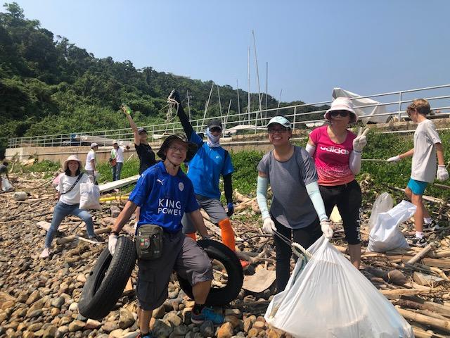 idtchina
Beach clean up